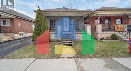 Residential - Single Family Home - Hamilton, Canada - Canada