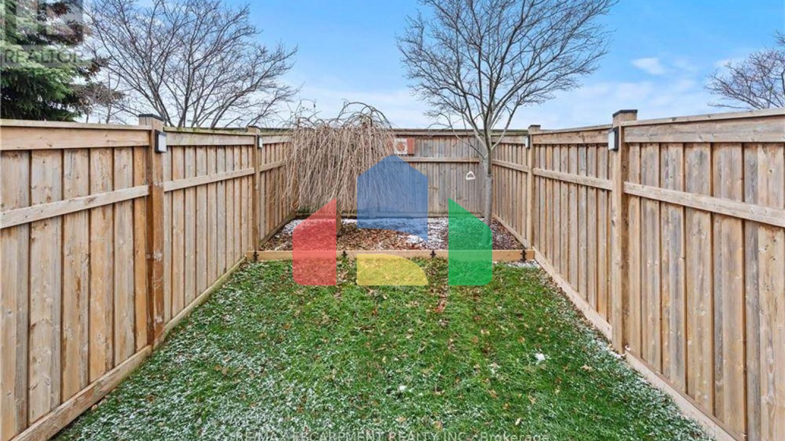 Residential - Single Family Home - Hamilton, Canada - Canada