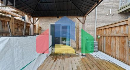 Residential - Single Family Home - Hamilton, Canada - Canada