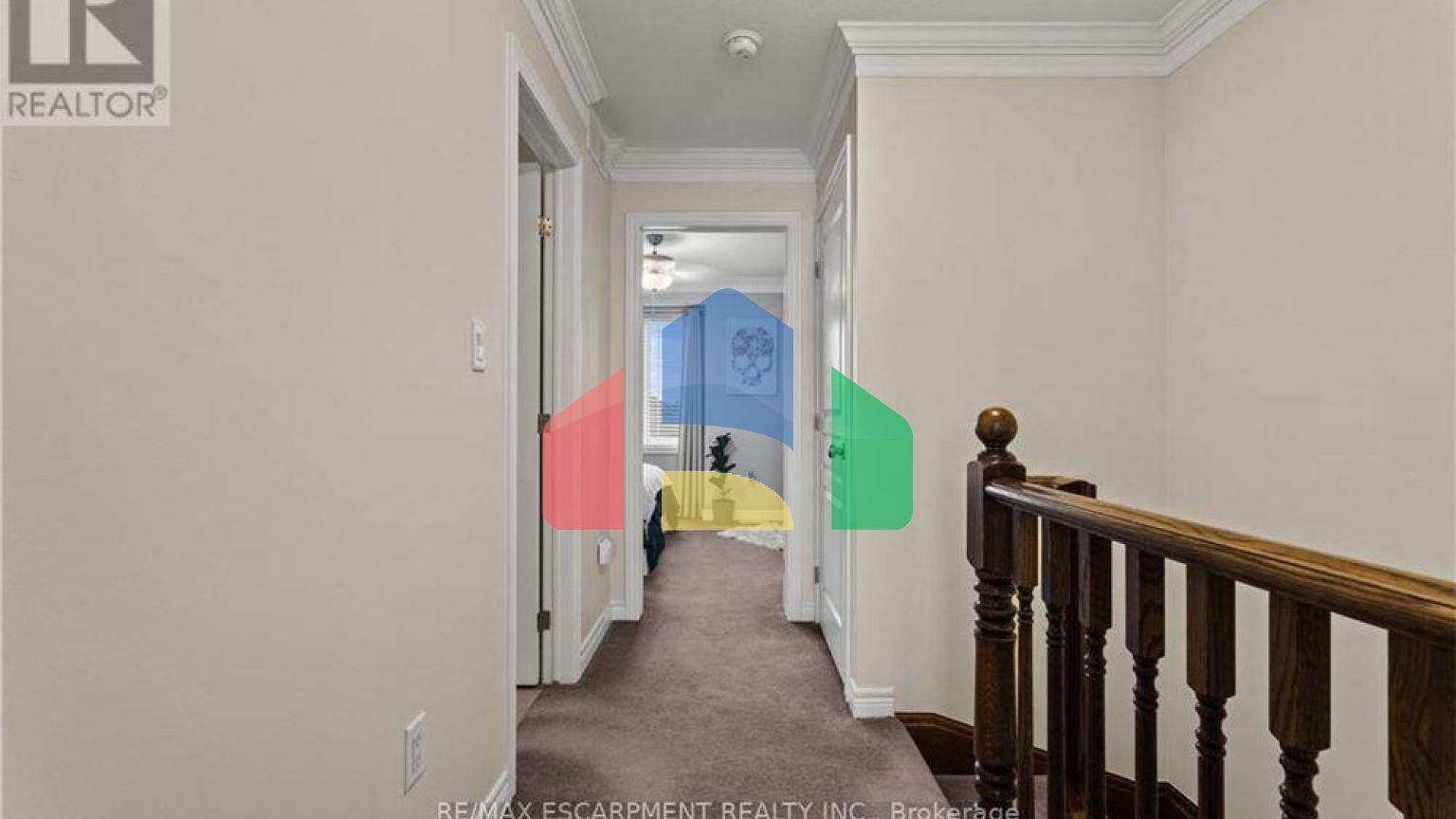 Residential - Single Family Home - Hamilton, Canada - Canada