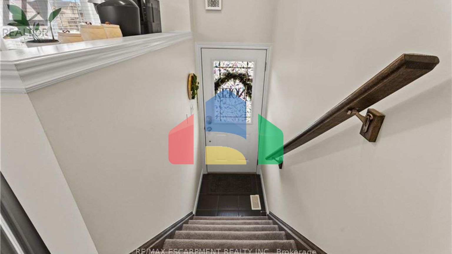 Residential - Single Family Home - Hamilton, Canada - Canada