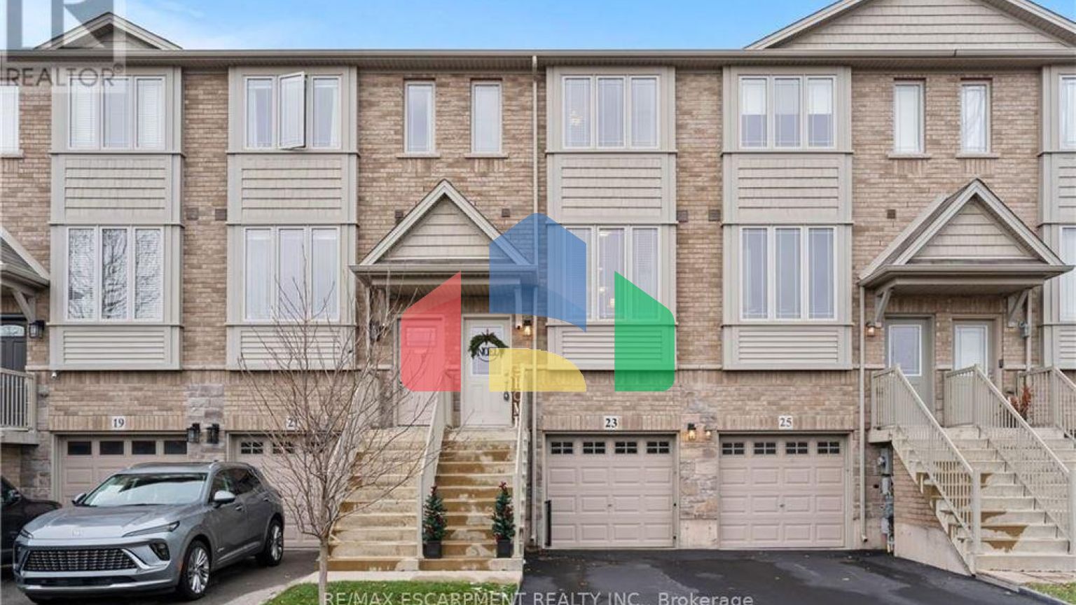 Residential - Single Family Home - Hamilton, Canada - Canada