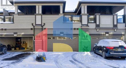 Residential - Single Family Home - Hamilton, Canada - Canada