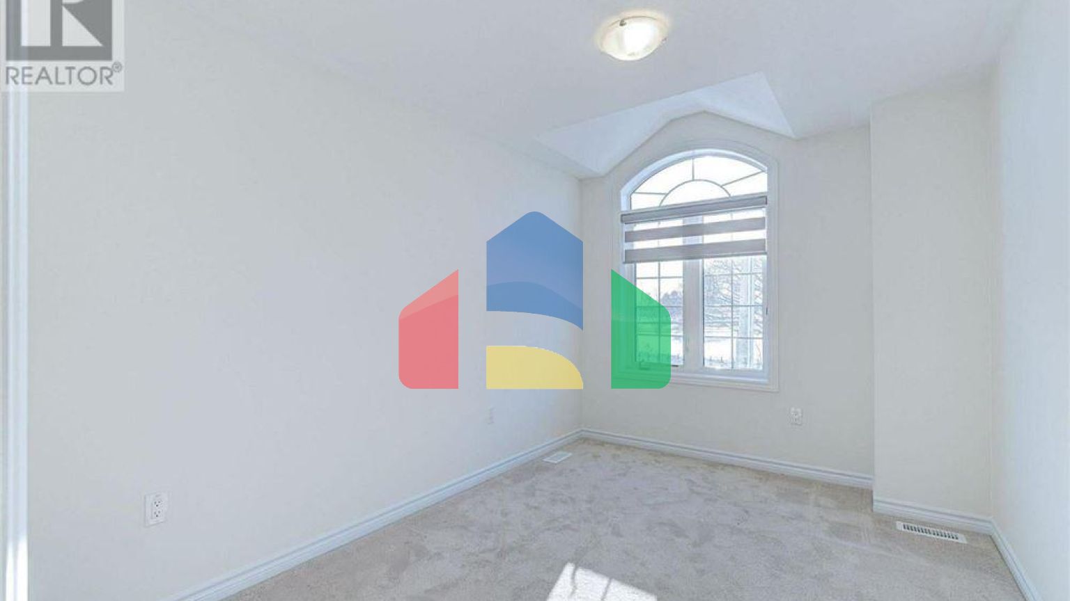 Residential - Single Family Home - Hamilton, Canada - Canada