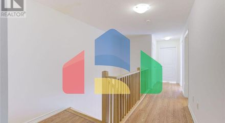 Residential - Single Family Home - Hamilton, Canada - Canada