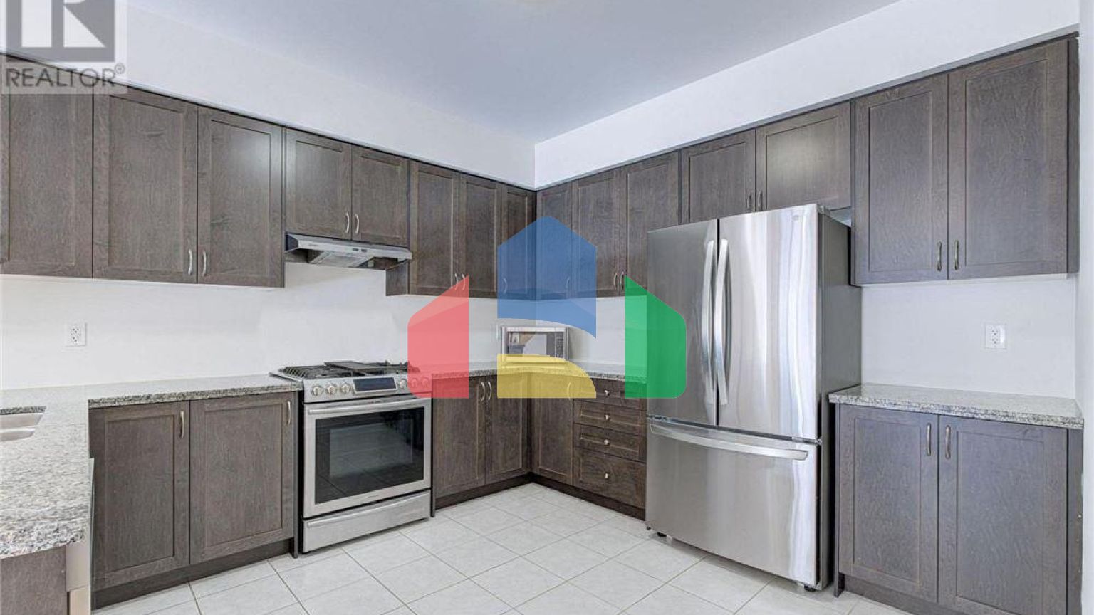 Residential - Single Family Home - Hamilton, Canada - Canada