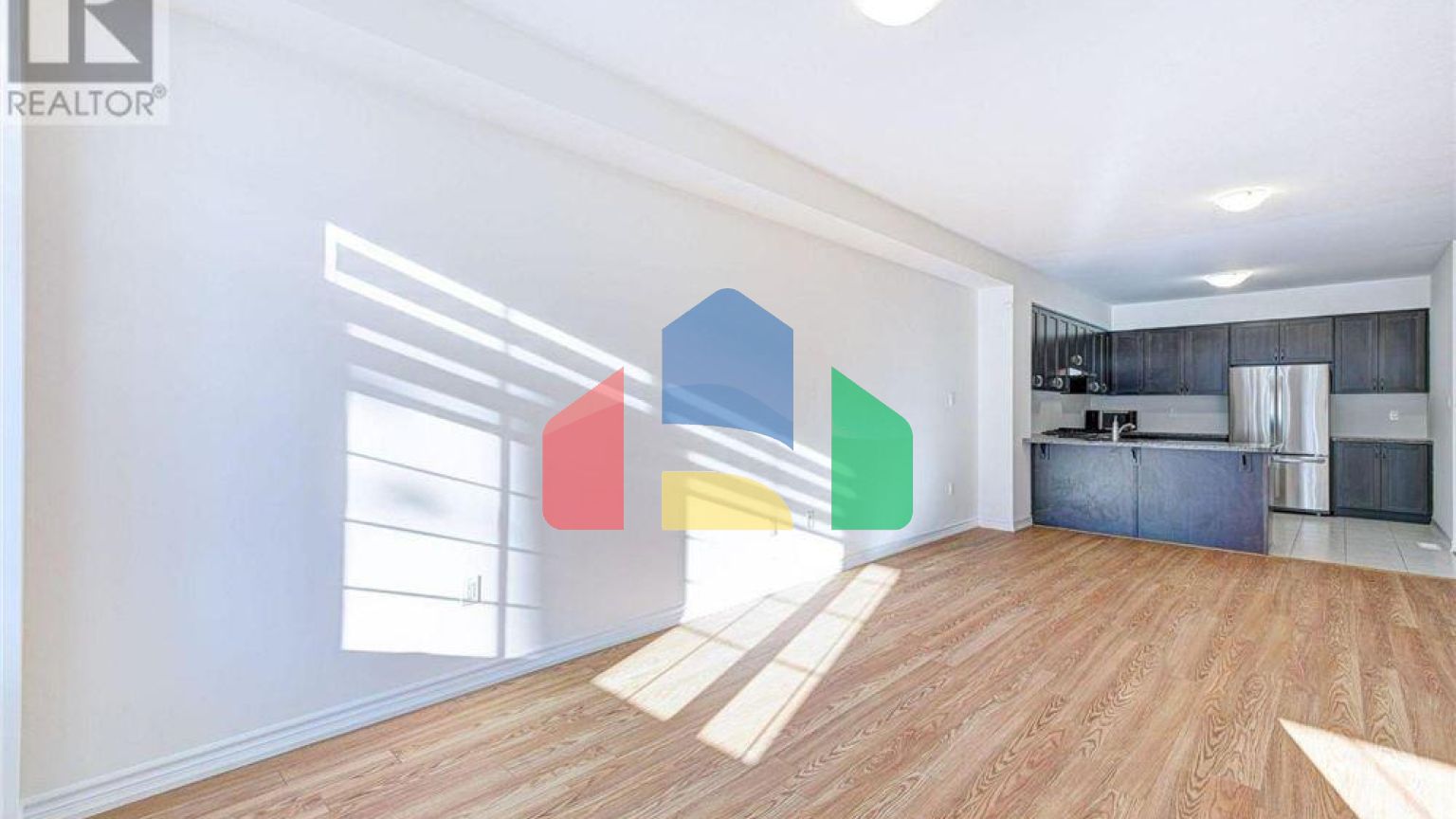 Residential - Single Family Home - Hamilton, Canada - Canada