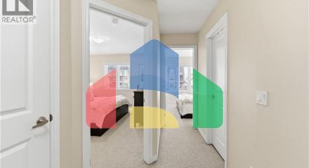 Residential - Single Family Home - Hamilton, Canada - Canada