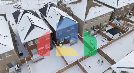 Residential - Single Family Home - Hamilton, Canada - Canada