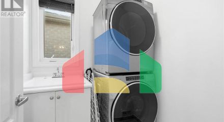 Residential - Single Family Home - Hamilton, Canada - Canada