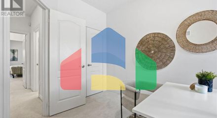 Residential - Single Family Home - Hamilton, Canada - Canada