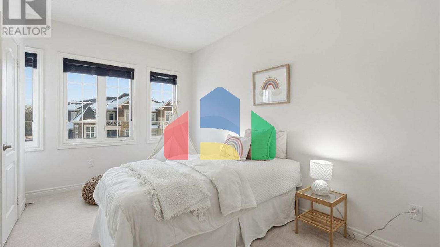 Residential - Single Family Home - Hamilton, Canada - Canada