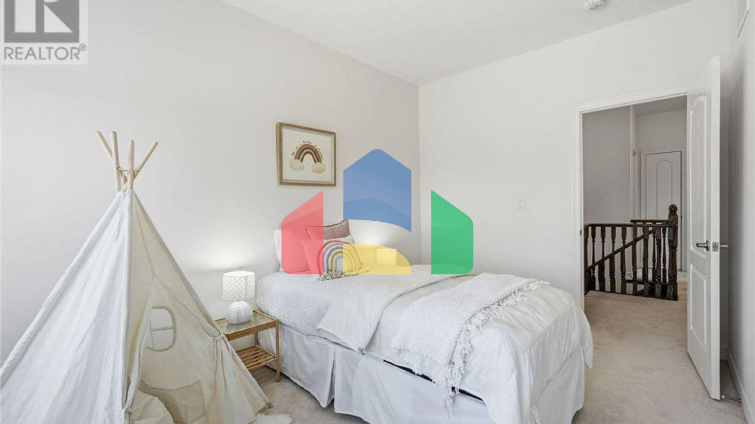 Residential - Single Family Home - Hamilton, Canada - Canada