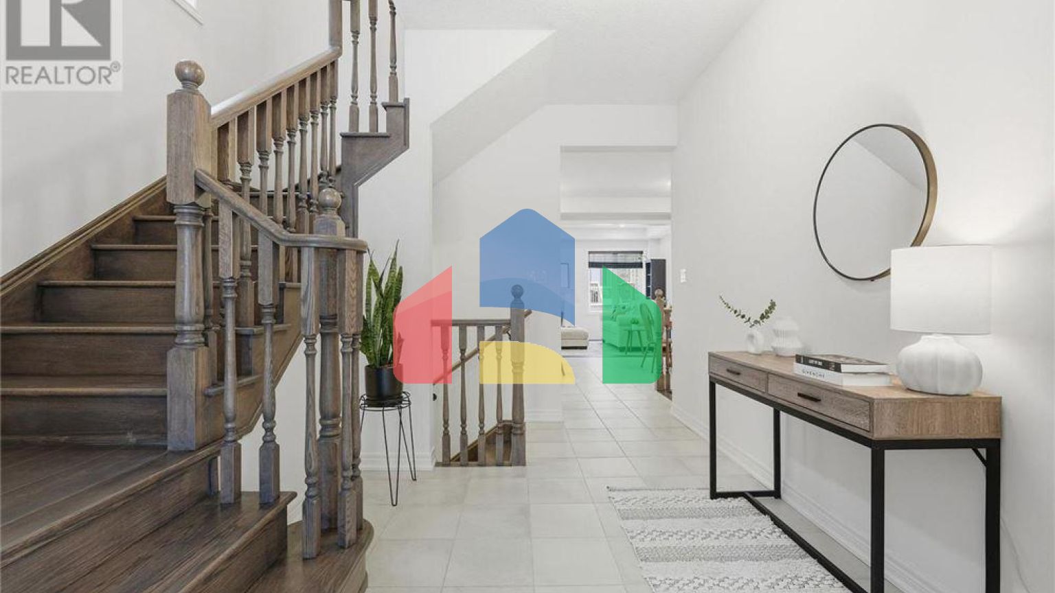 Residential - Single Family Home - Hamilton, Canada - Canada