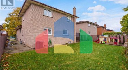 Residential - Single Family Home - Hamilton, Canada - Canada