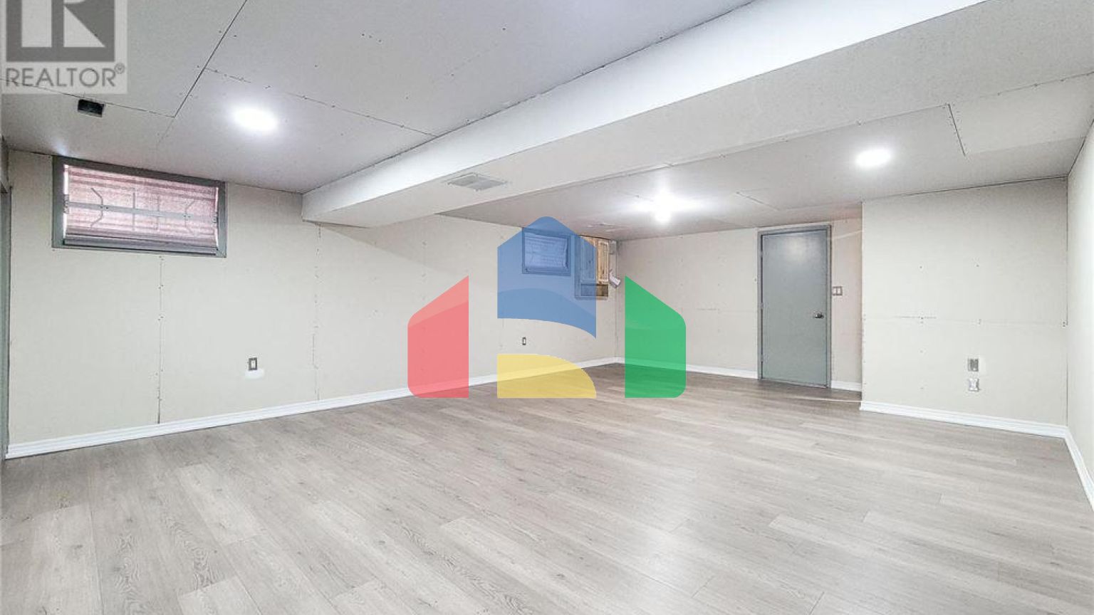 Residential - Single Family Home - Hamilton, Canada - Canada