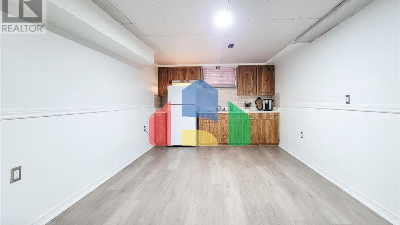 Residential - Single Family Home - Hamilton, Canada - Canada