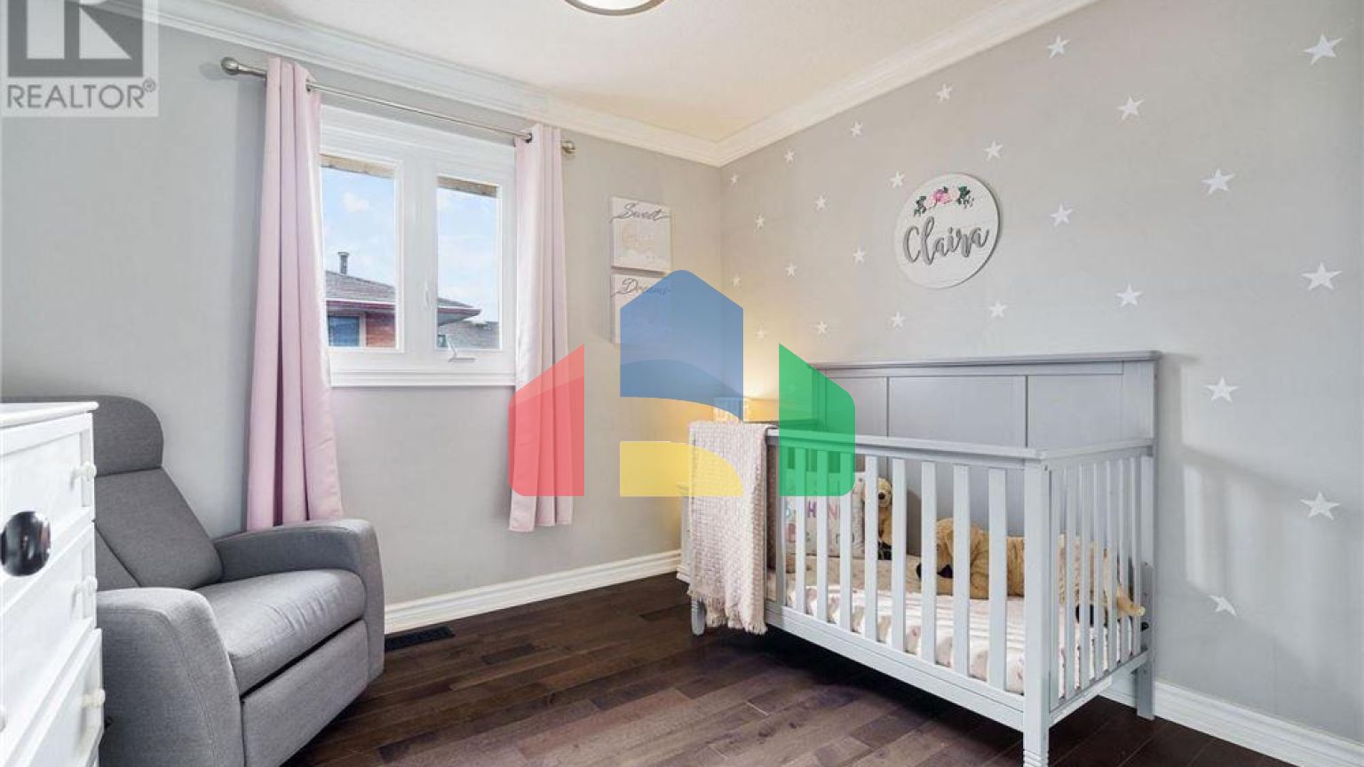 Residential - Single Family Home - Hamilton, Canada - Canada