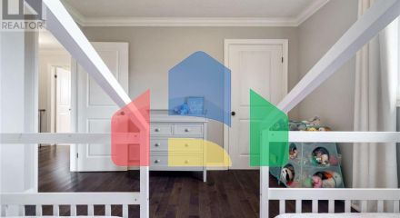 Residential - Single Family Home - Hamilton, Canada - Canada