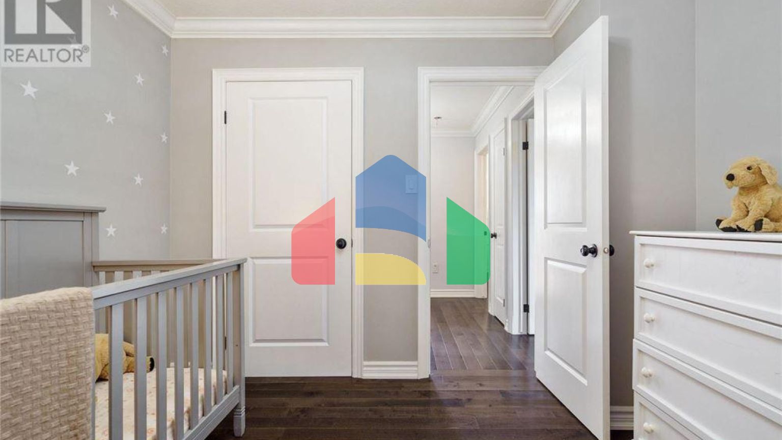 Residential - Single Family Home - Hamilton, Canada - Canada