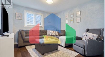 Residential - Single Family Home - Hamilton, Canada - Canada