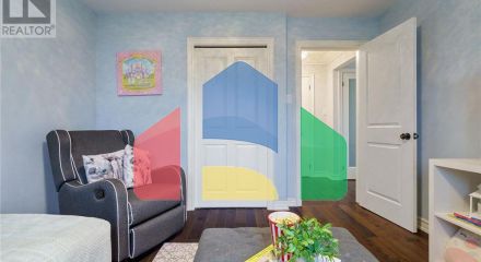 Residential - Single Family Home - Hamilton, Canada - Canada