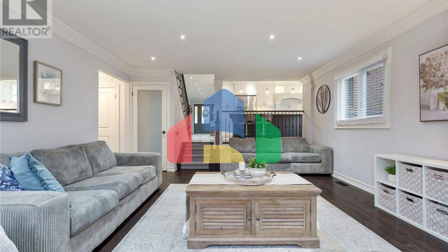 Residential - Single Family Home - Hamilton, Canada - Canada