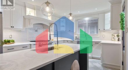 Residential - Single Family Home - Hamilton, Canada - Canada