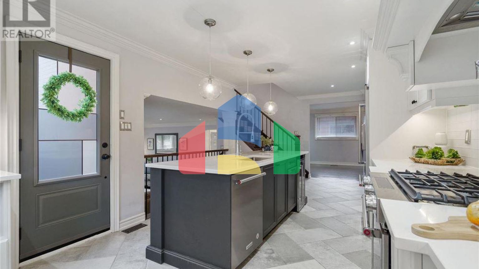 Residential - Single Family Home - Hamilton, Canada - Canada