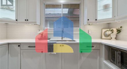 Residential - Single Family Home - Hamilton, Canada - Canada