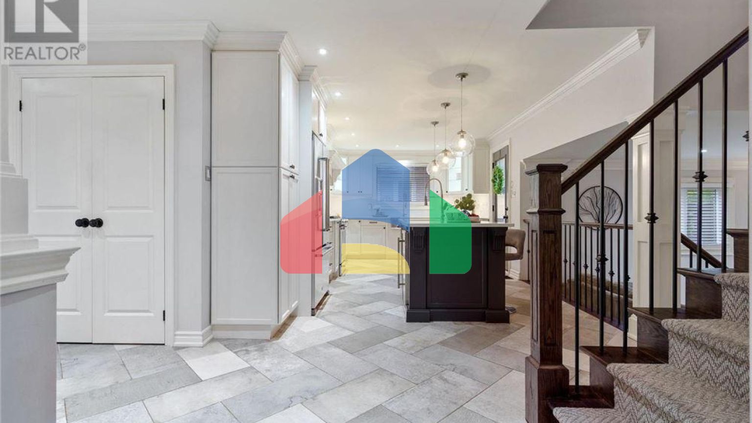 Residential - Single Family Home - Hamilton, Canada - Canada