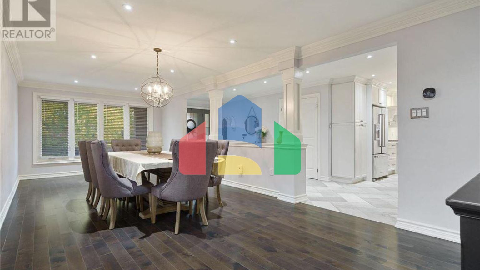 Residential - Single Family Home - Hamilton, Canada - Canada