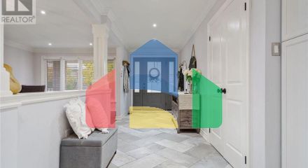 Residential - Single Family Home - Hamilton, Canada - Canada