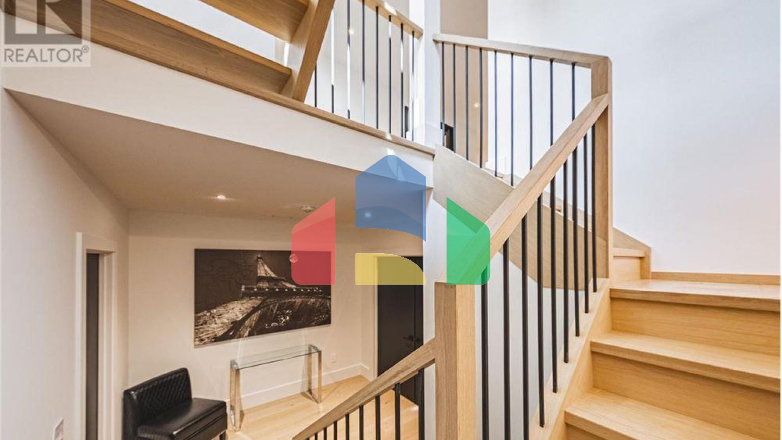 Residential - Single Family Home - Hamilton, Canada - Canada