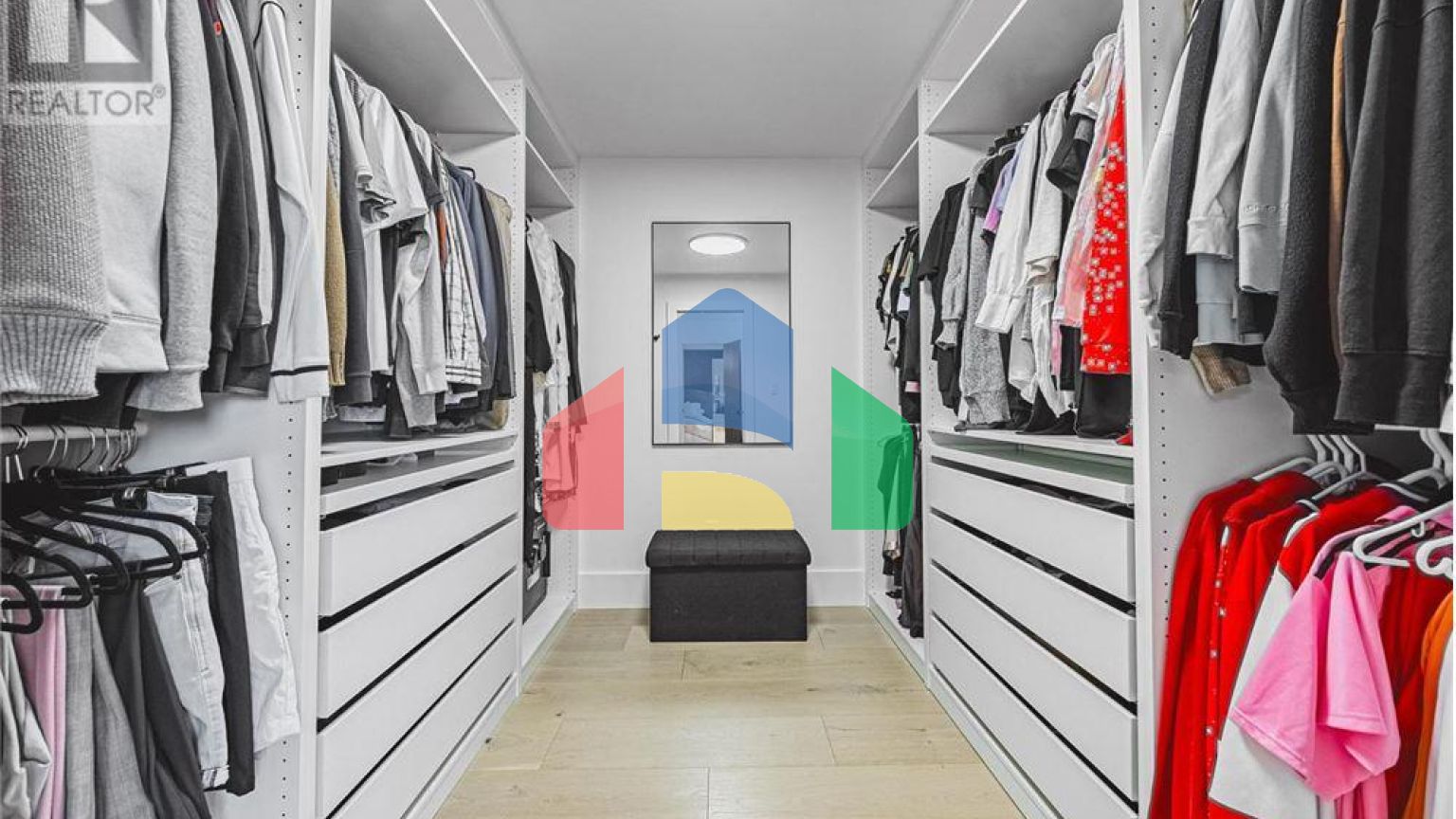 Residential - Single Family Home - Hamilton, Canada - Canada