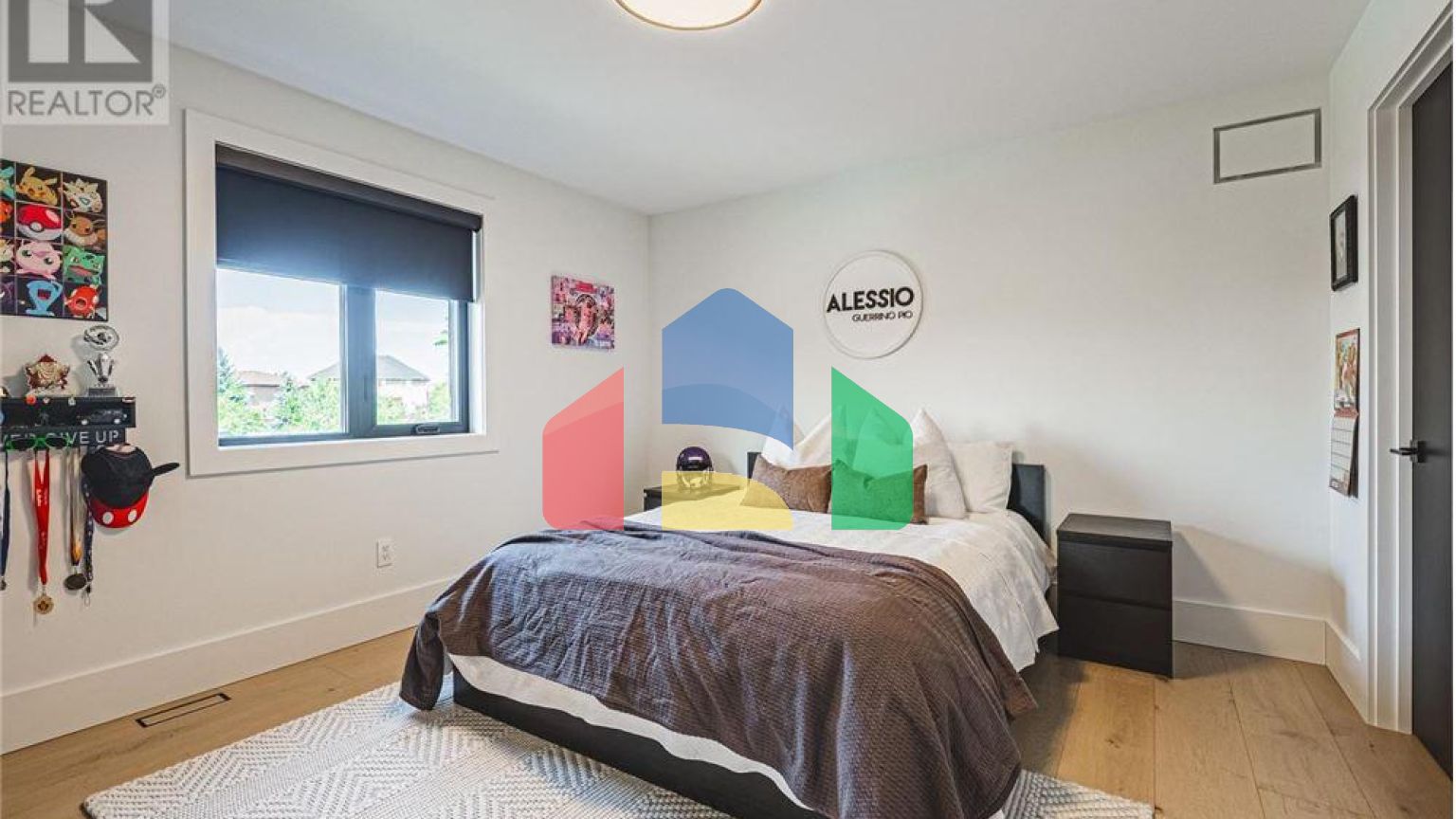 Residential - Single Family Home - Hamilton, Canada - Canada