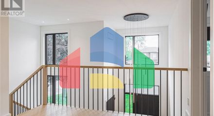 Residential - Single Family Home - Hamilton, Canada - Canada