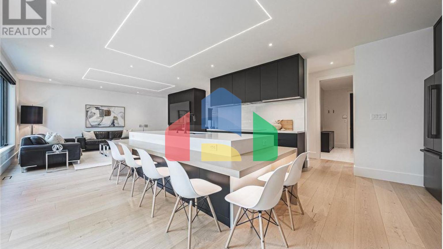 Residential - Single Family Home - Hamilton, Canada - Canada