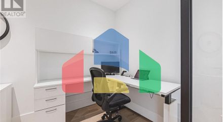 Residential - Single Family Home - Hamilton, Canada - Canada