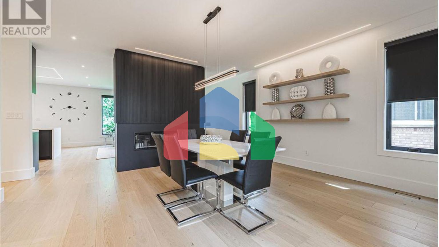 Residential - Single Family Home - Hamilton, Canada - Canada