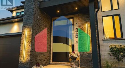 Residential - Single Family Home - Hamilton, Canada - Canada