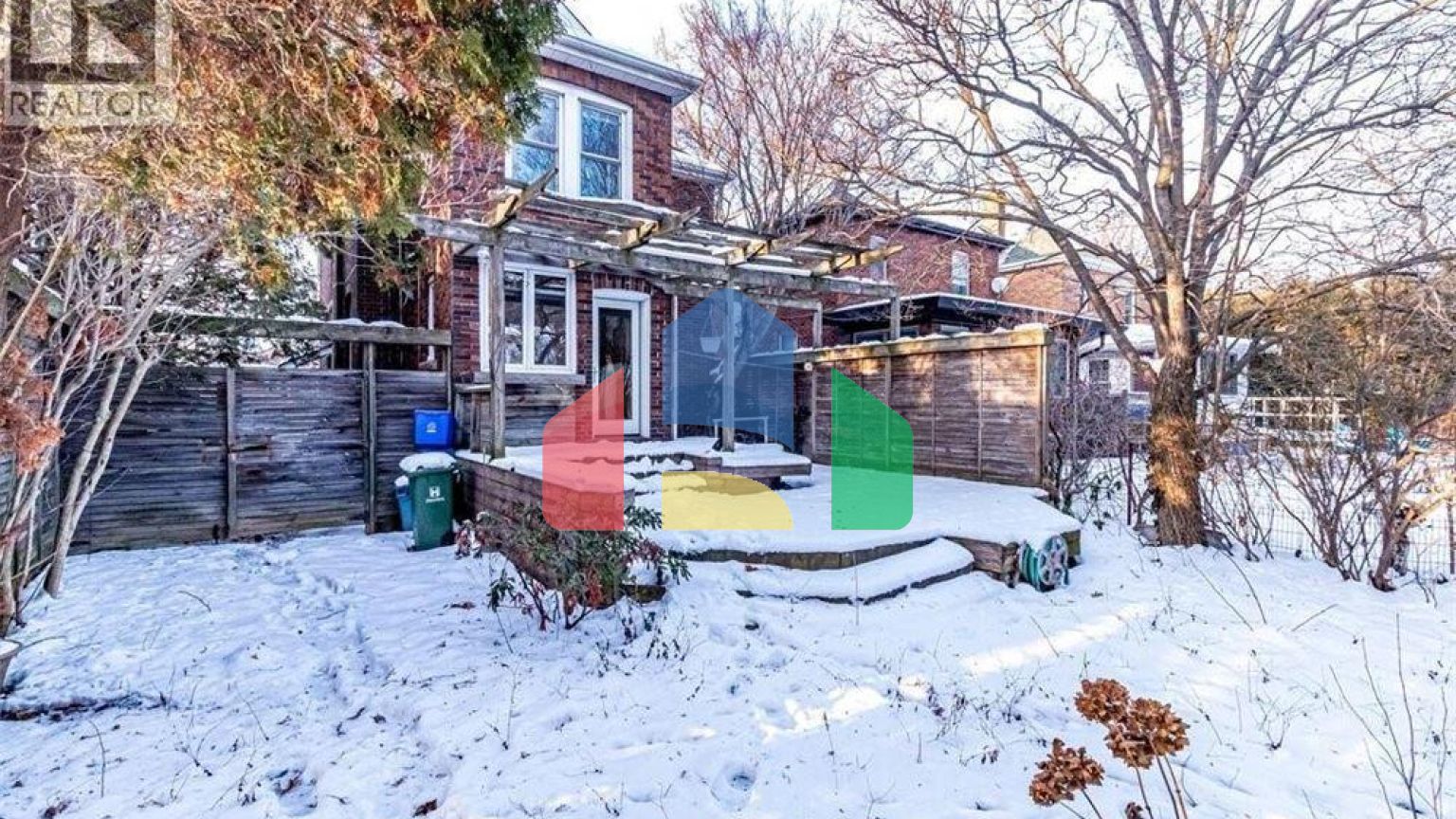 Residential - Single Family Home - Hamilton, Canada - Canada