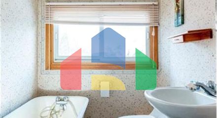 Residential - Single Family Home - Hamilton, Canada - Canada