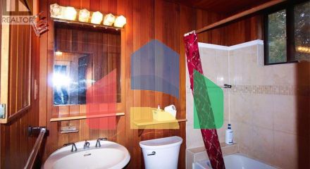 Residential - Single Family Home - Hamilton, Canada - Canada