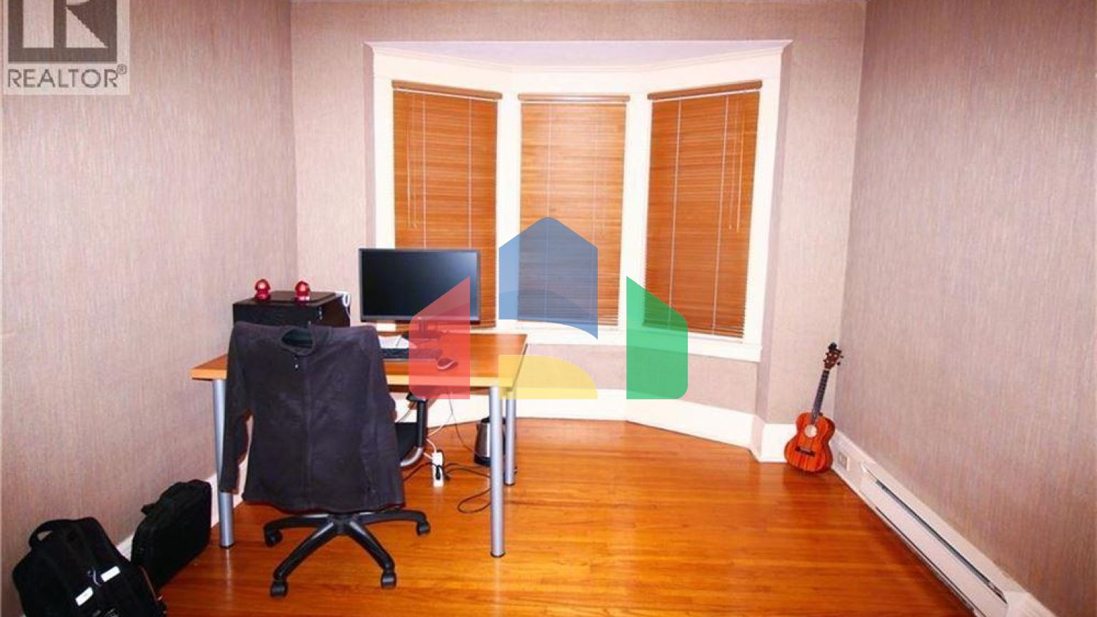 Residential - Single Family Home - Hamilton, Canada - Canada