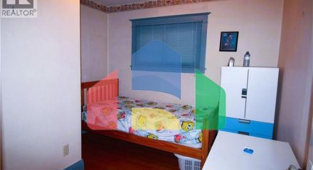 Residential - Single Family Home - Hamilton, Canada - Canada