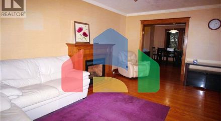 Residential - Single Family Home - Hamilton, Canada - Canada