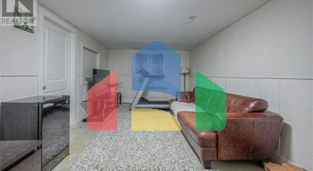 Residential - Single Family Home - Hamilton, Canada - Canada