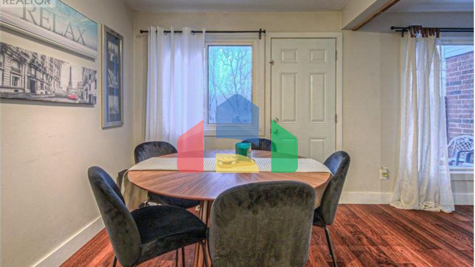 Residential - Single Family Home - Hamilton, Canada - Canada