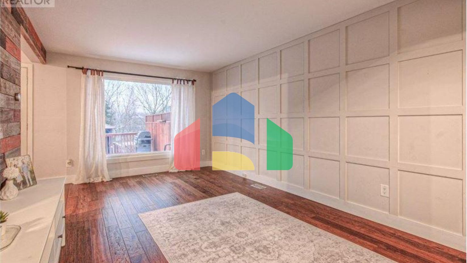 Residential - Single Family Home - Hamilton, Canada - Canada